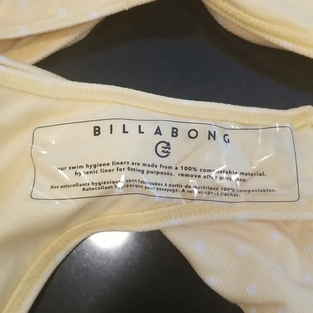 BILLABONG x THE SALTY BLONDE Sundipped Bikini Bandeau Top (L) + Rise Bottom (M) - Image 13