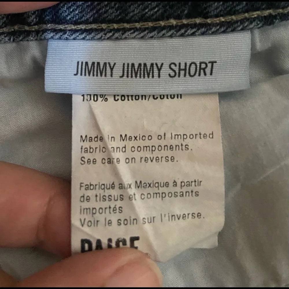 Paige The Jimmy Jimmy short size 29 small hole by right back pocket as pictured. - Image 5