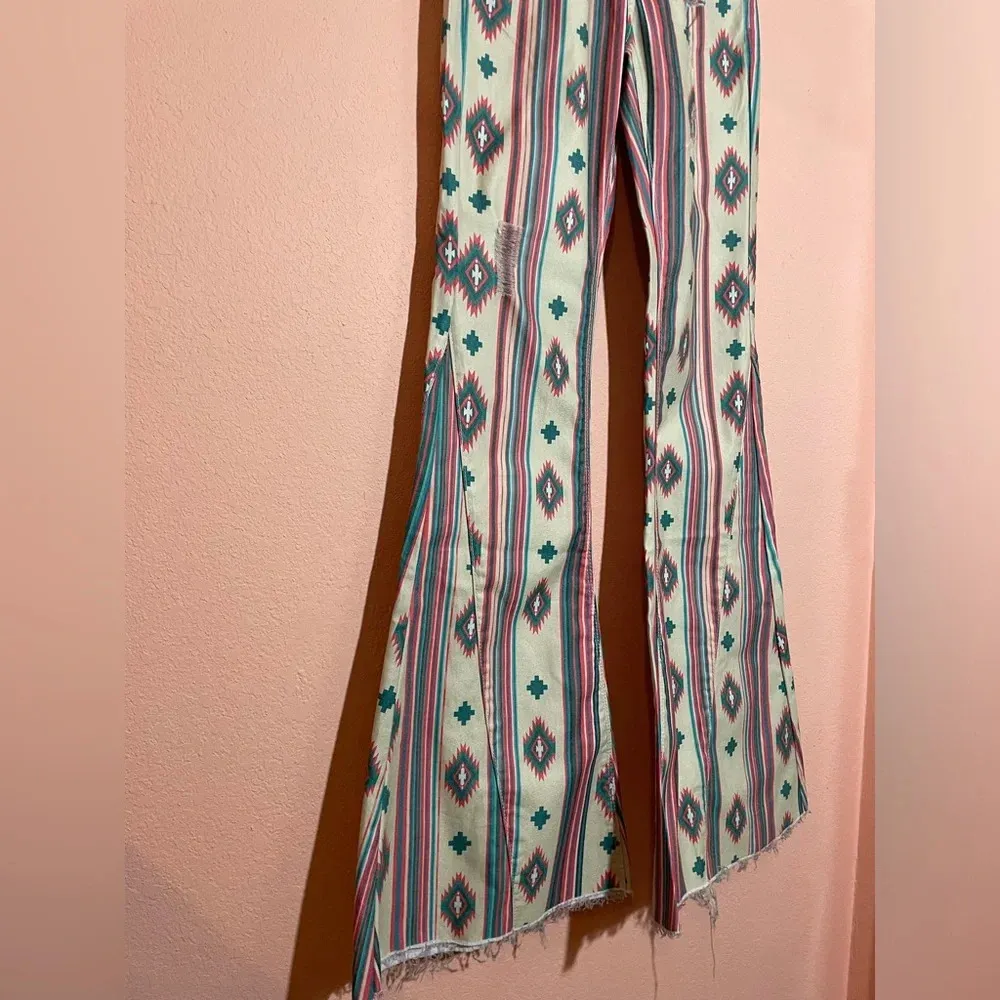 Lucky & Blessed Western Aztec Multicolor Print Mega - Image 5