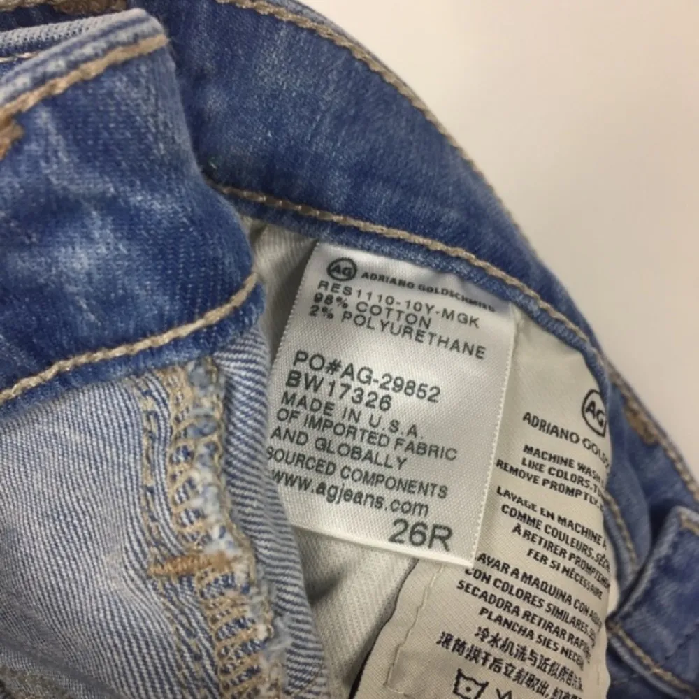 AG The Stilt Cigarette Leg Jeans Light Wash - Image 7