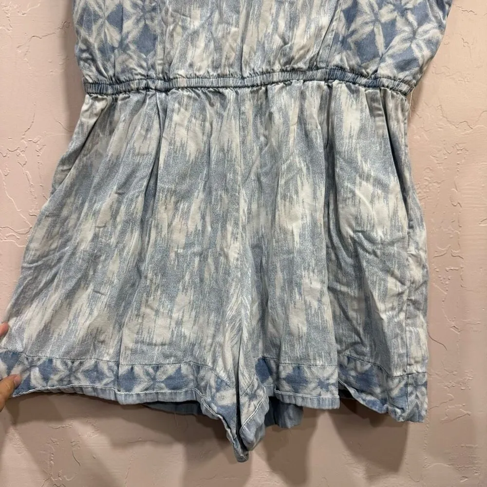 Gap Tencel Vneck mix pattern romper - Image 3