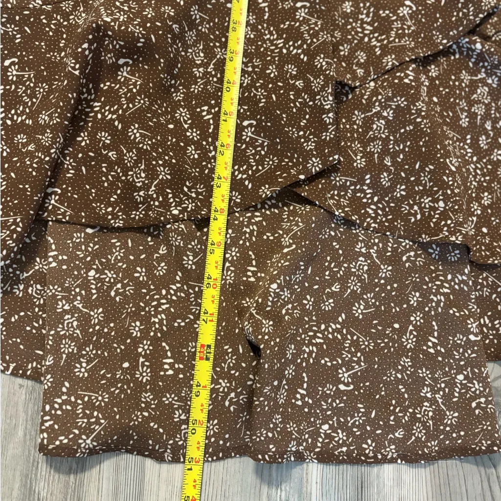 Chic Brown Floral Maxi Dress - Image 4