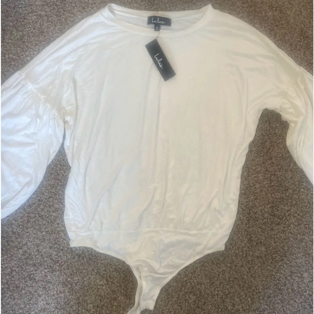 BNWT Lulus In My Element Light Cream Bodysuit in Ivory. Size: Medium. - Image 3