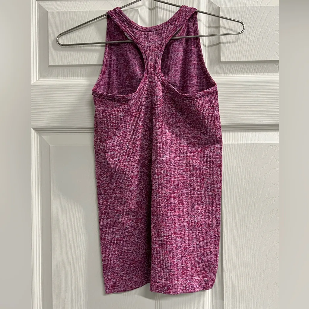 Athleta Maroon Racer Back Athletic Tank Top - Small - VGUC - Image 2