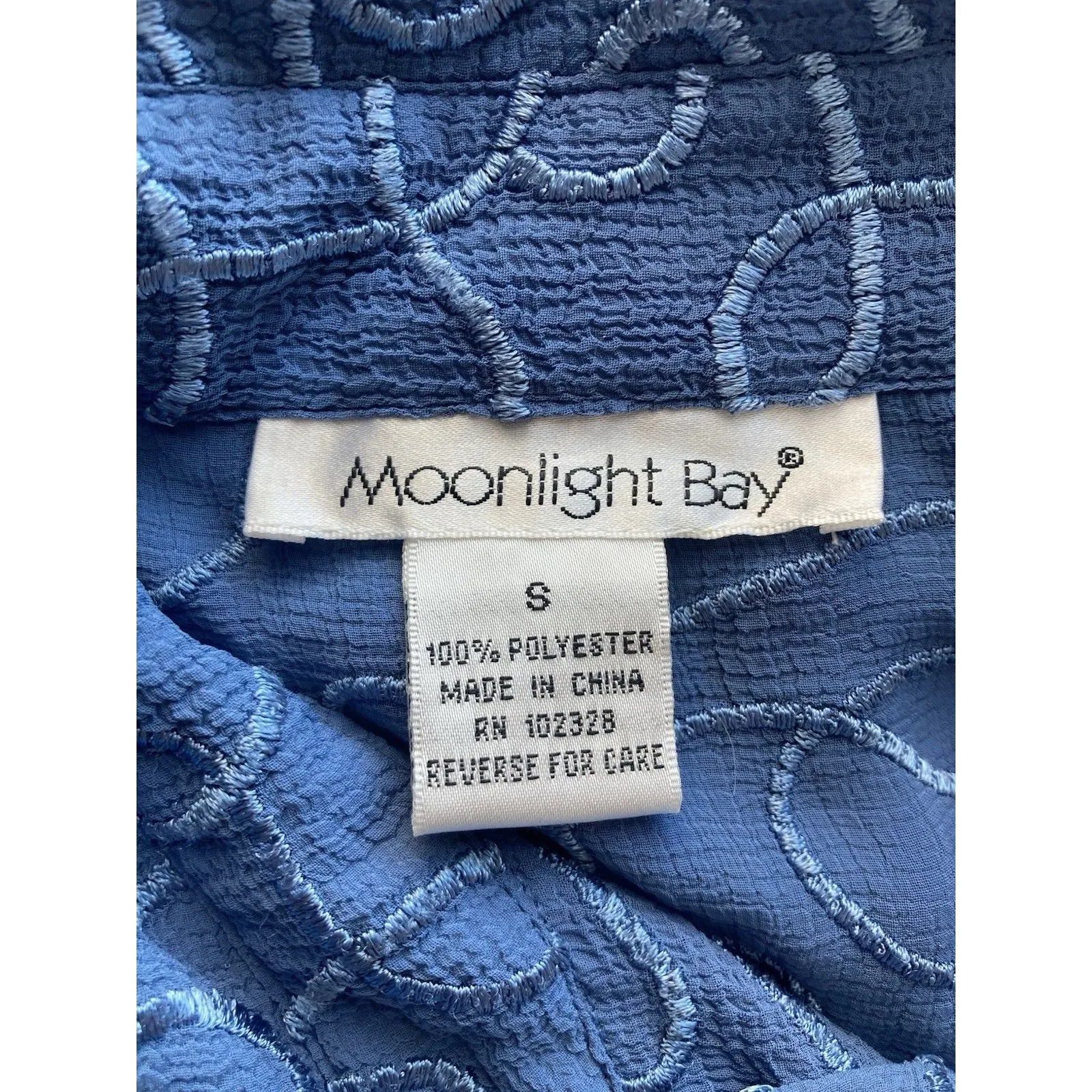 Lot of 2 Moonlight Bay Women S Blouse Top Semi Sheer Cream Blue Whimsical Career - Image 9