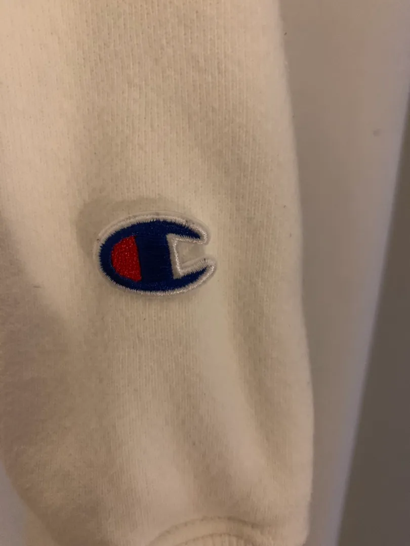 Champion hoodie  - Image 2