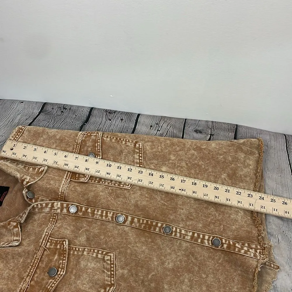 Black Label by CEST TOI Denim Button Down Acid Wash SHACKET Frayed Hem Medium - Image 12