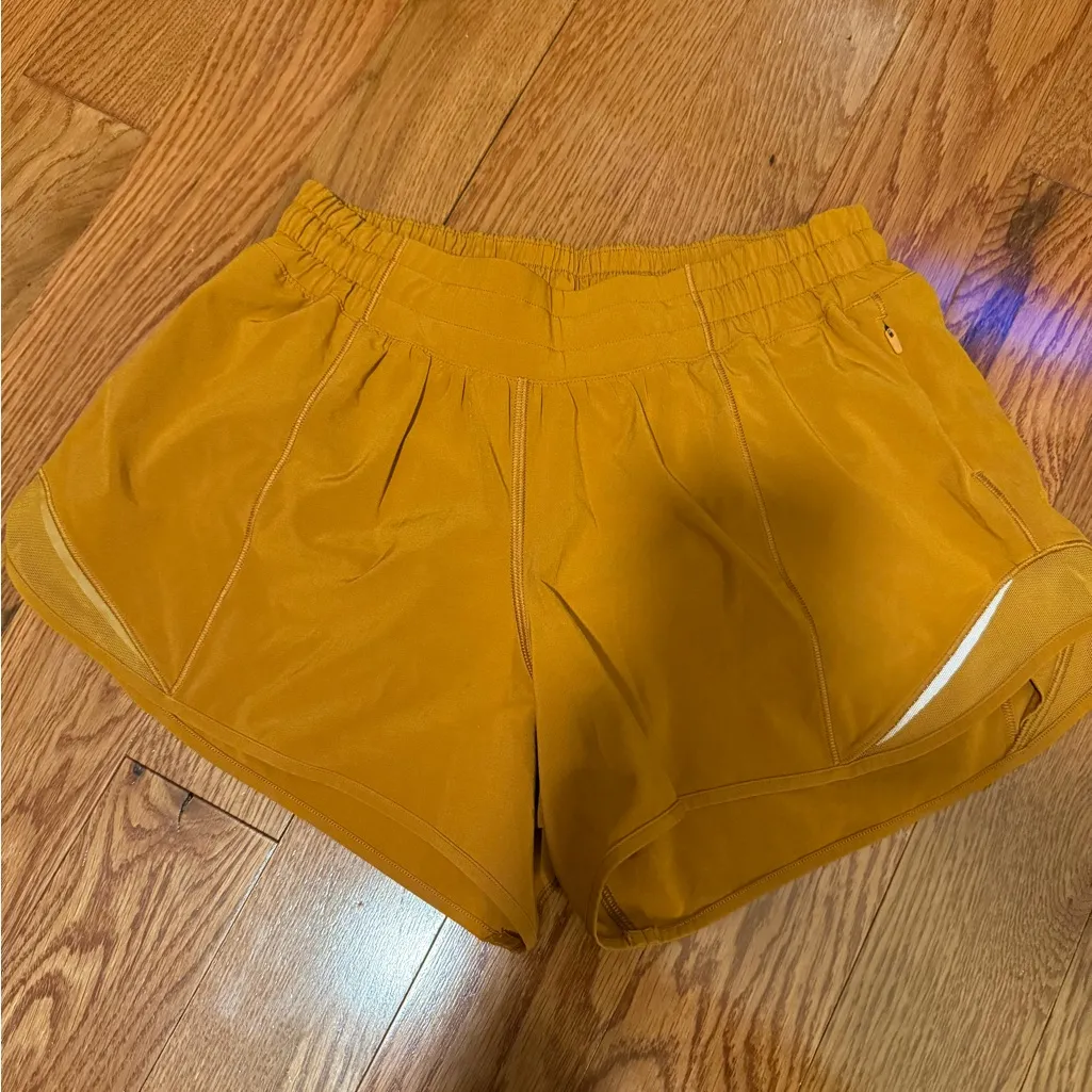 lululemon athletica Women's Athletic Shorts in Gold - Image 2