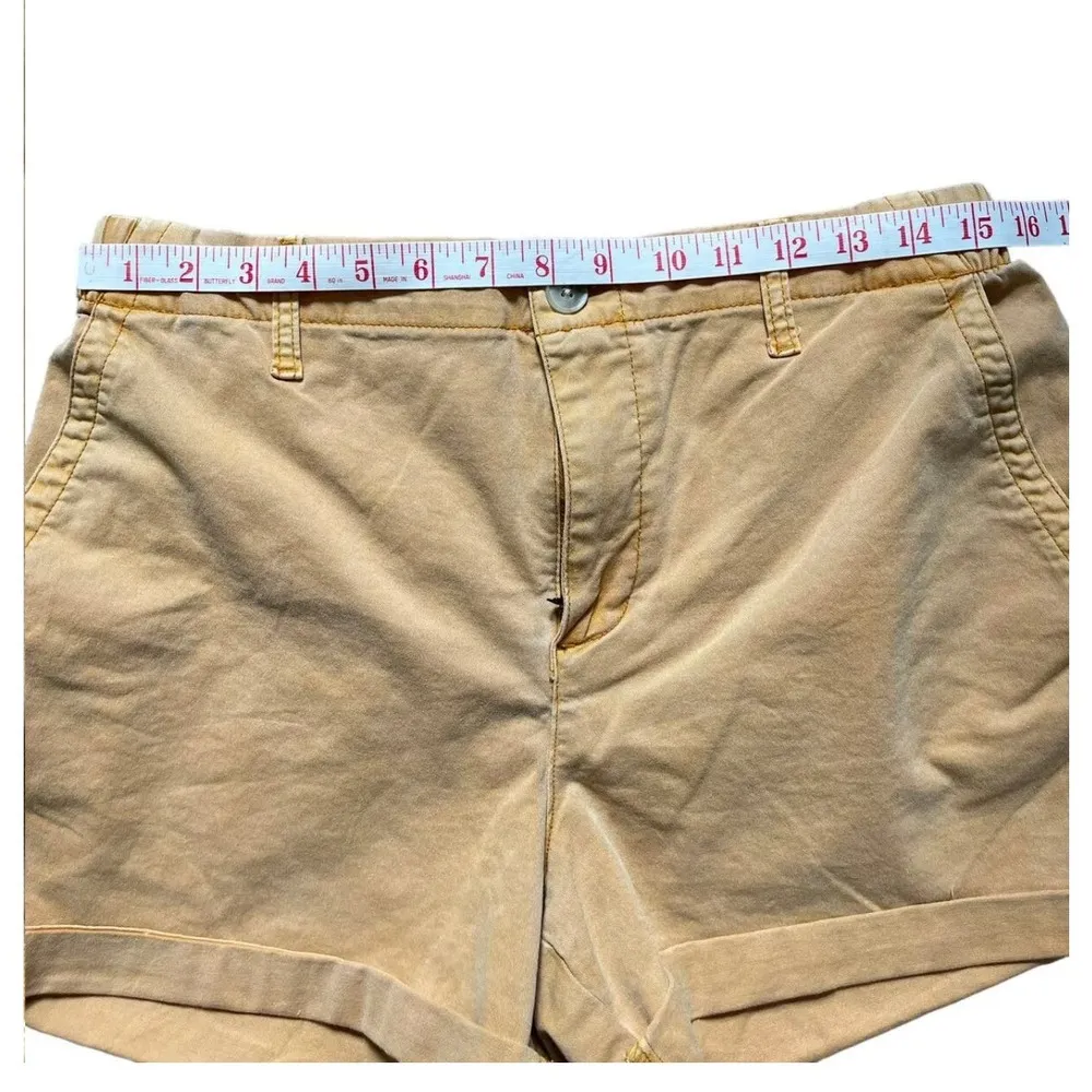 Old Navy Hi Waisted OGC Sunflower Gold Chino Shorts 3.5" inseam SZ Medium - GUC - Image 7