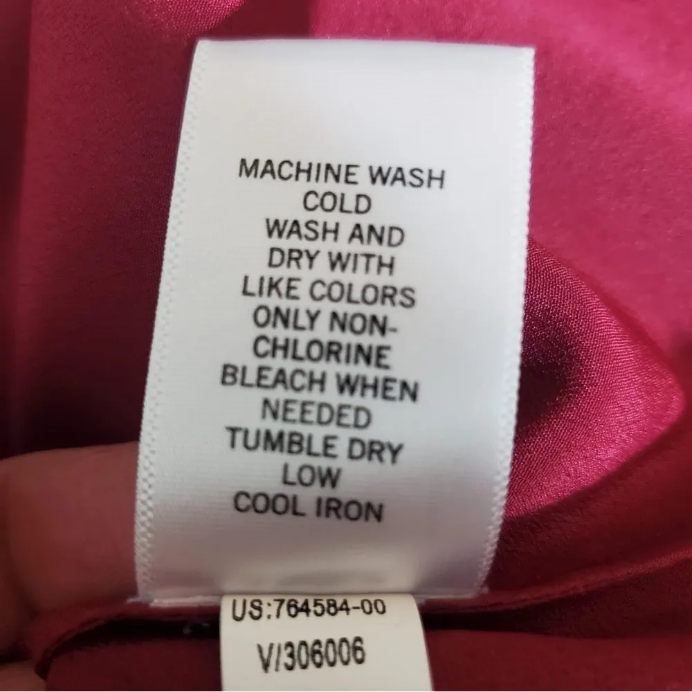 Banana Republic Women's Burnt Orange Collared Front Tie Sleeveless Blouse SizePL - Image 4