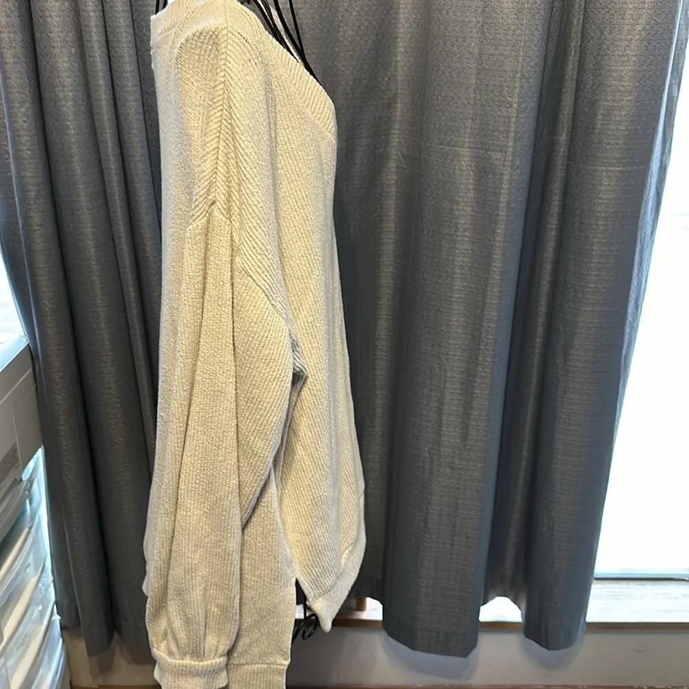 Women bke oversized sweater​ - Image 8