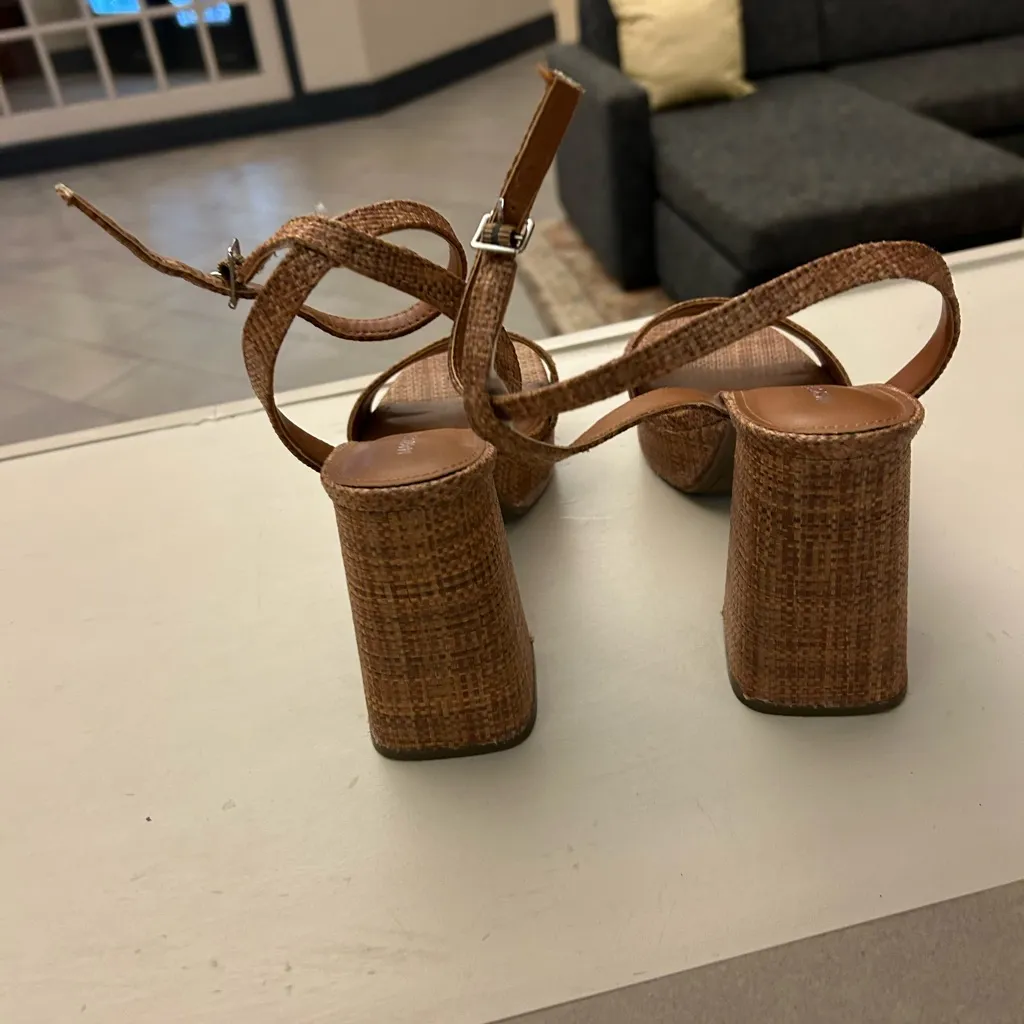 Heels Marc Fisher Brown Textured Heels 9 1/2 M Great Heels Beauties! Stand out! - Image 7