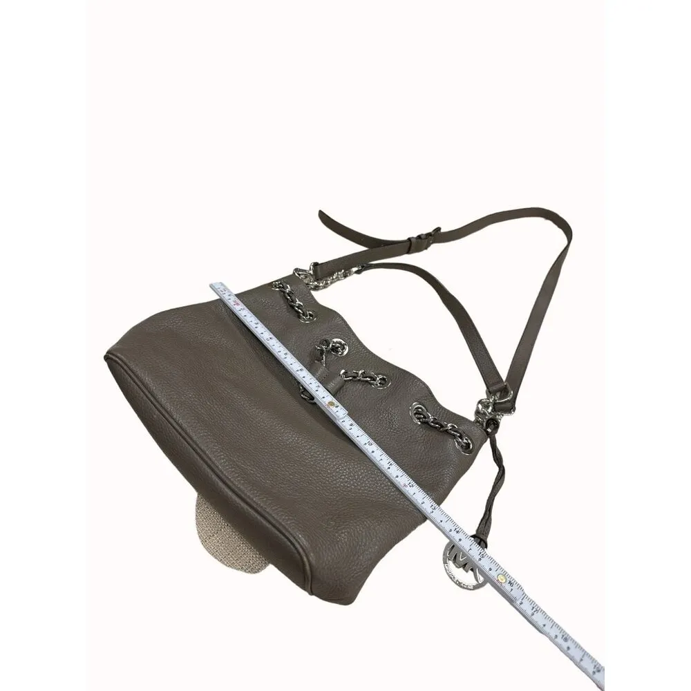 Michael Kors Authentic women’s leather chain link gray purse shoulder bag medium - Image 3