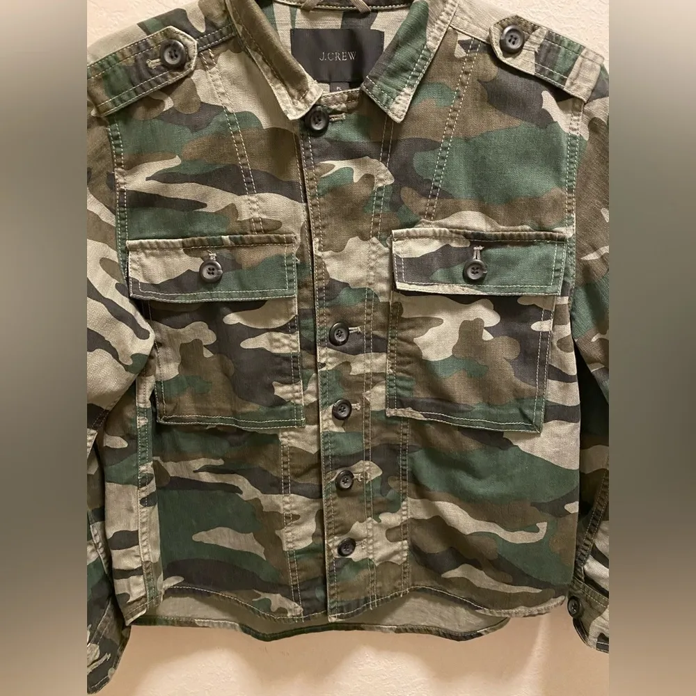 J. Crew Camo Utility Shacket Size Large Petite - Image 9
