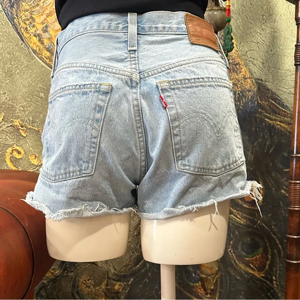 EUC 501® ORIGINAL FIT HIGH RISE WOMEN'S SHORTS - Image 3