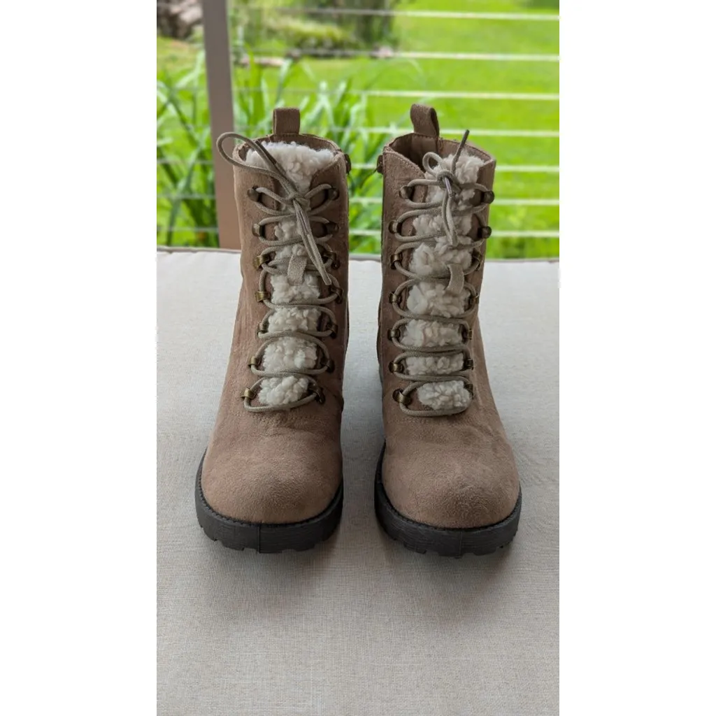 Women's Rock & Candy by Zigi Beige Cream Winter Boots US 8.5 - Image 3