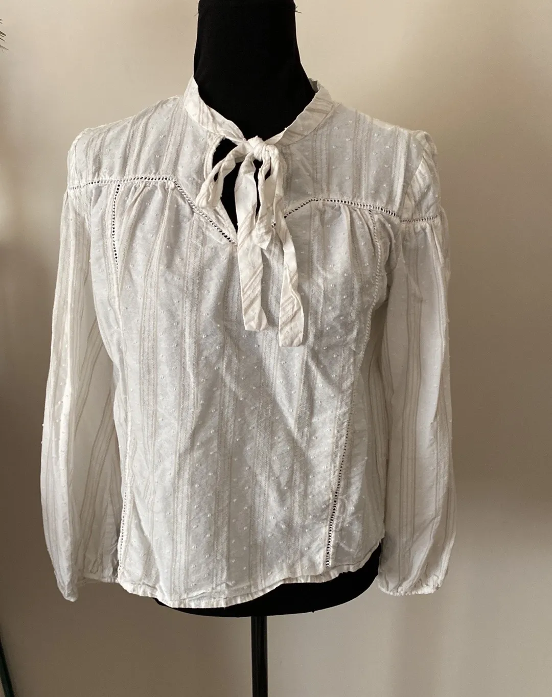 Caslon Ivory Cloud Bonnie Woven Peasant Top medium White beige striped boho - Image 2