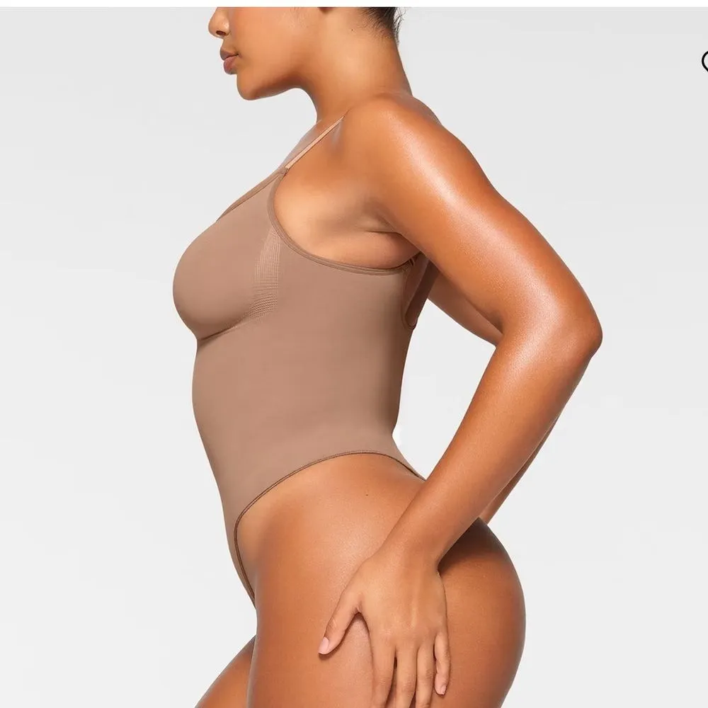 Skims Size L/XL‎ Sculpting Thong Bodysuit Sienna Brown Shapewear Iconic NWT - Image 6