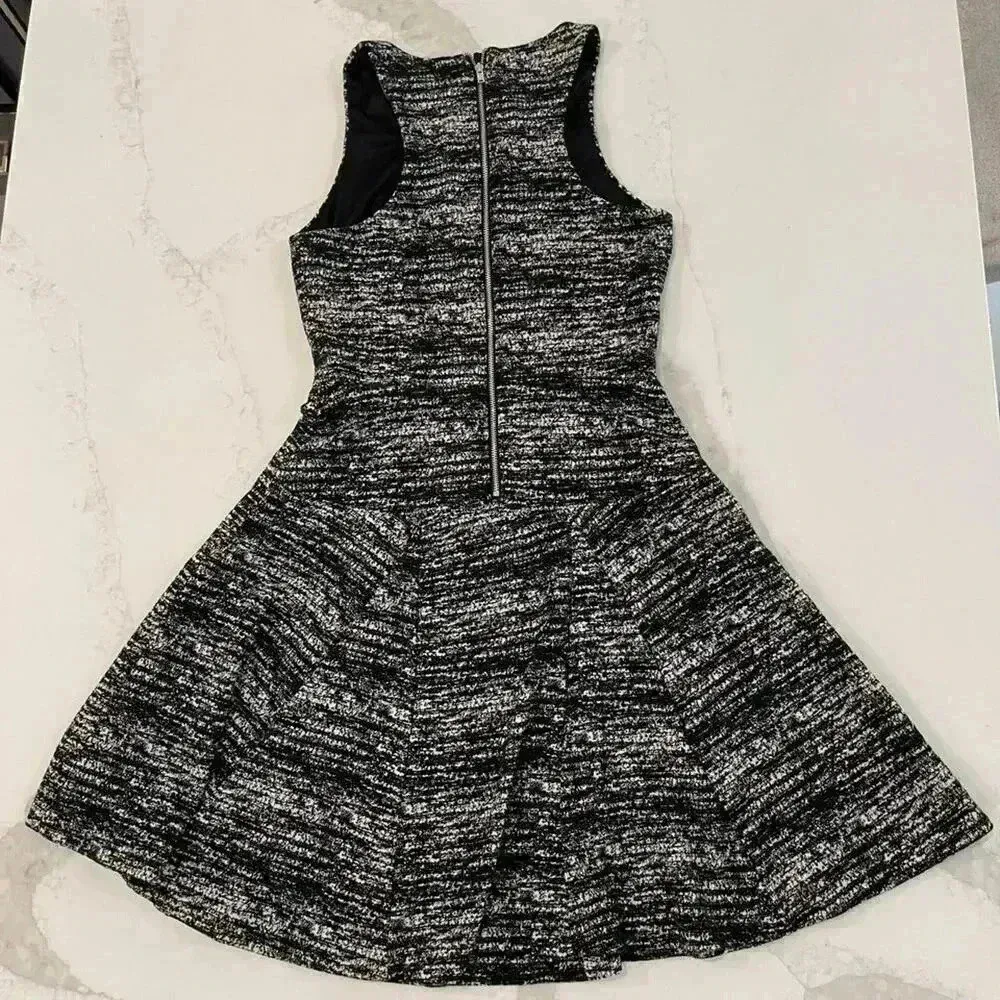 Banana Republic Black Static Print Fit and Flare Sleeveless Knit Dress Women’s 2 - Image 5