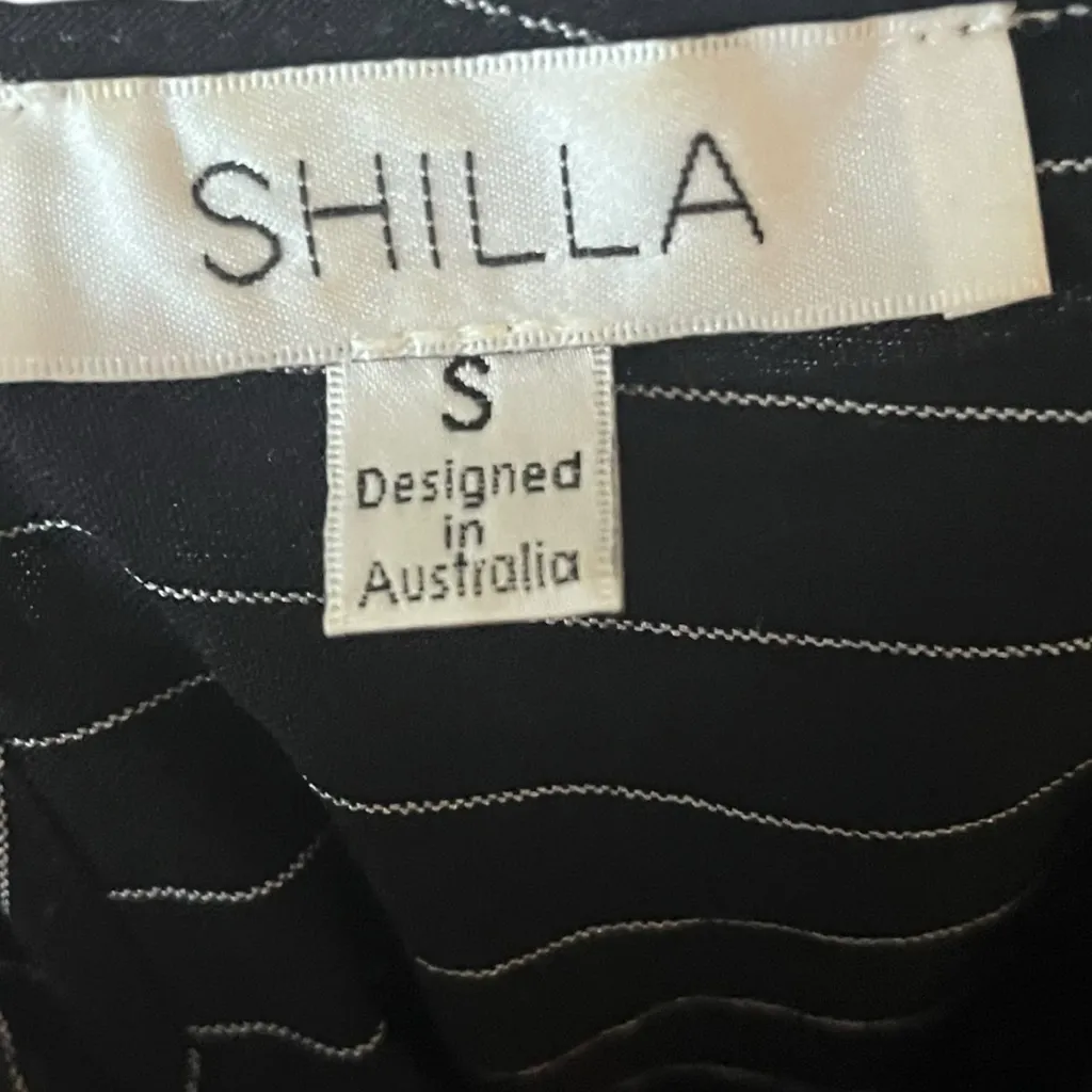 Shilla Chic Black Striped Women's Sz S Blouse‎ Business Casual Office Neutral - Image 4