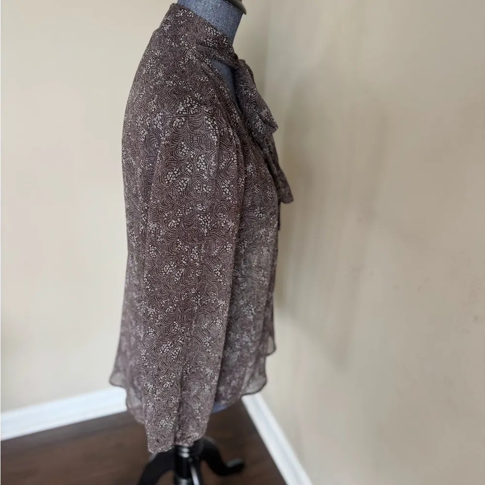 BB Dakota by Steve Madden Austell Sheet Printed Floral Front Tie Top Medium - Image 5