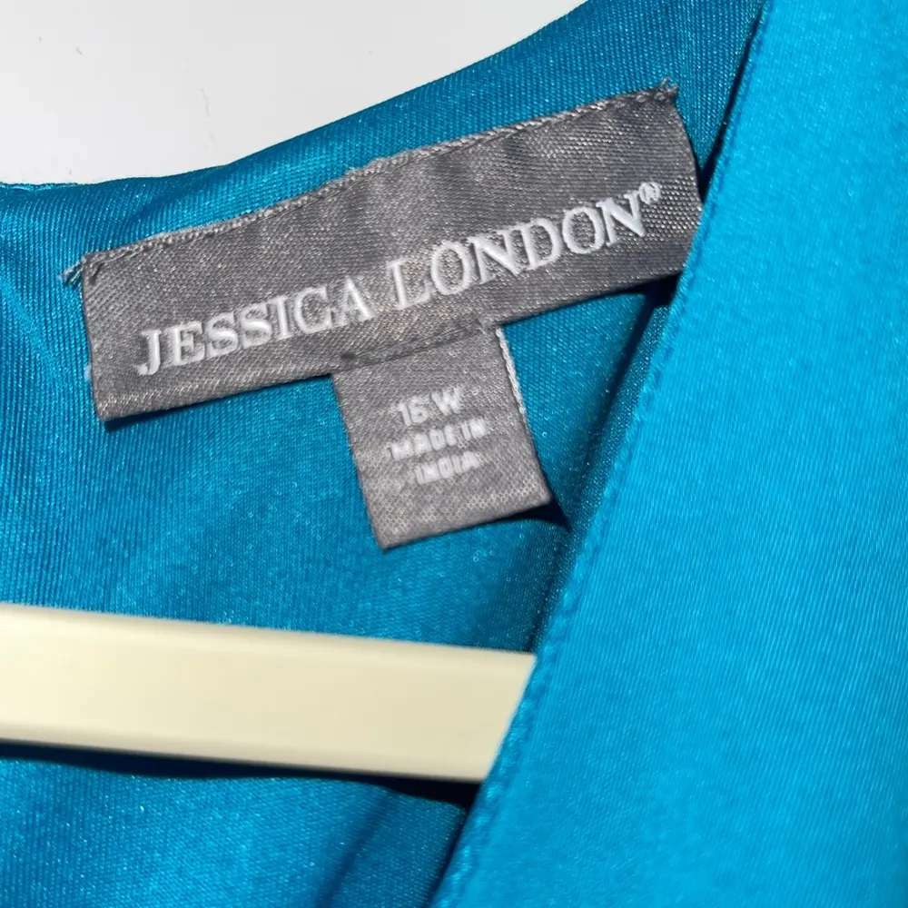 JESSICA LONDON LIGHTWEIGHT SLEEVELESS HIGH LOW 16W - Image 3