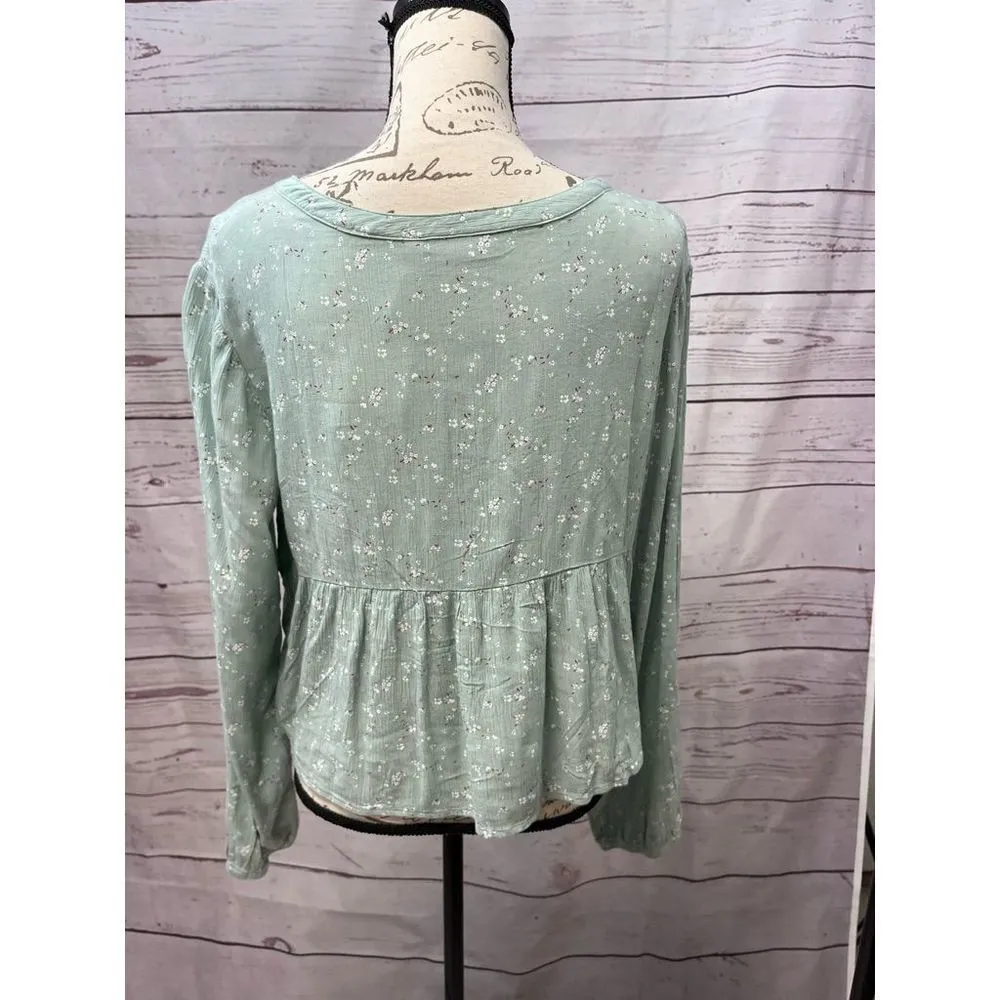 A354-So juniors large blue flowery patterned blouse‎ - Image 2