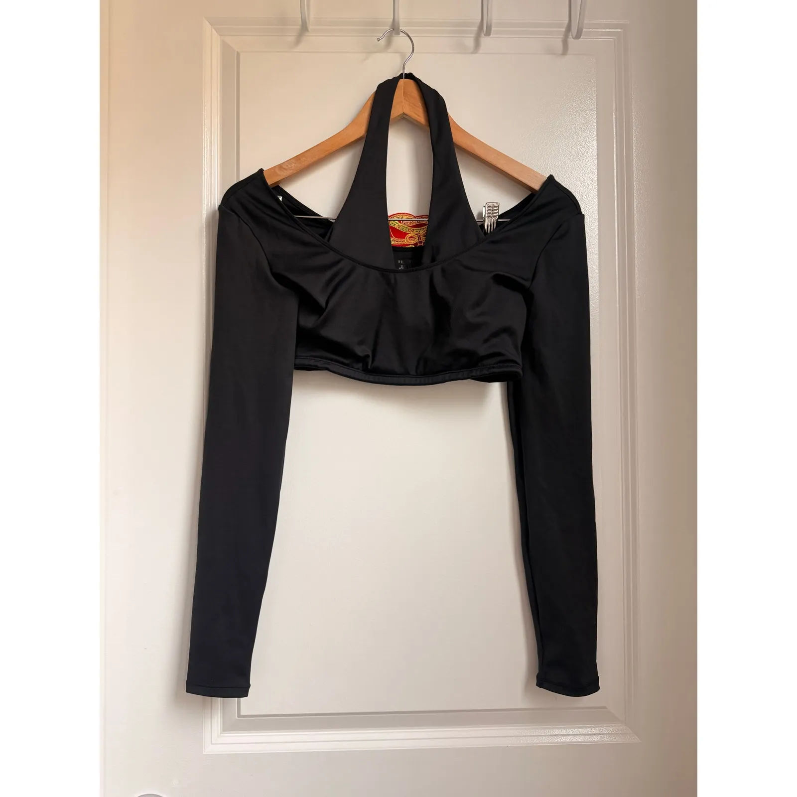 Frankie’s Bikinis Speedy Long Sleeve Crop Top Black‎ Medium - Image 4