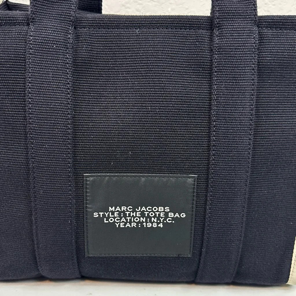 Marc Jacobs The Jacquard Medium Sized Woven Deluxe  Fabric Tote In Black - Image 8