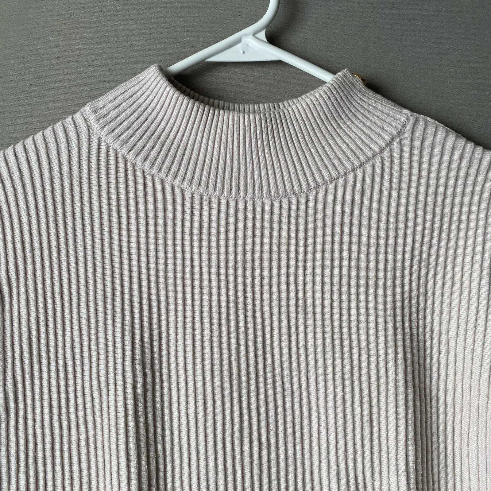 TAHARI Mock Neck Ribbed Sweater Gold Button Detail Top S Minimalist Preppy NWOT - Image 3