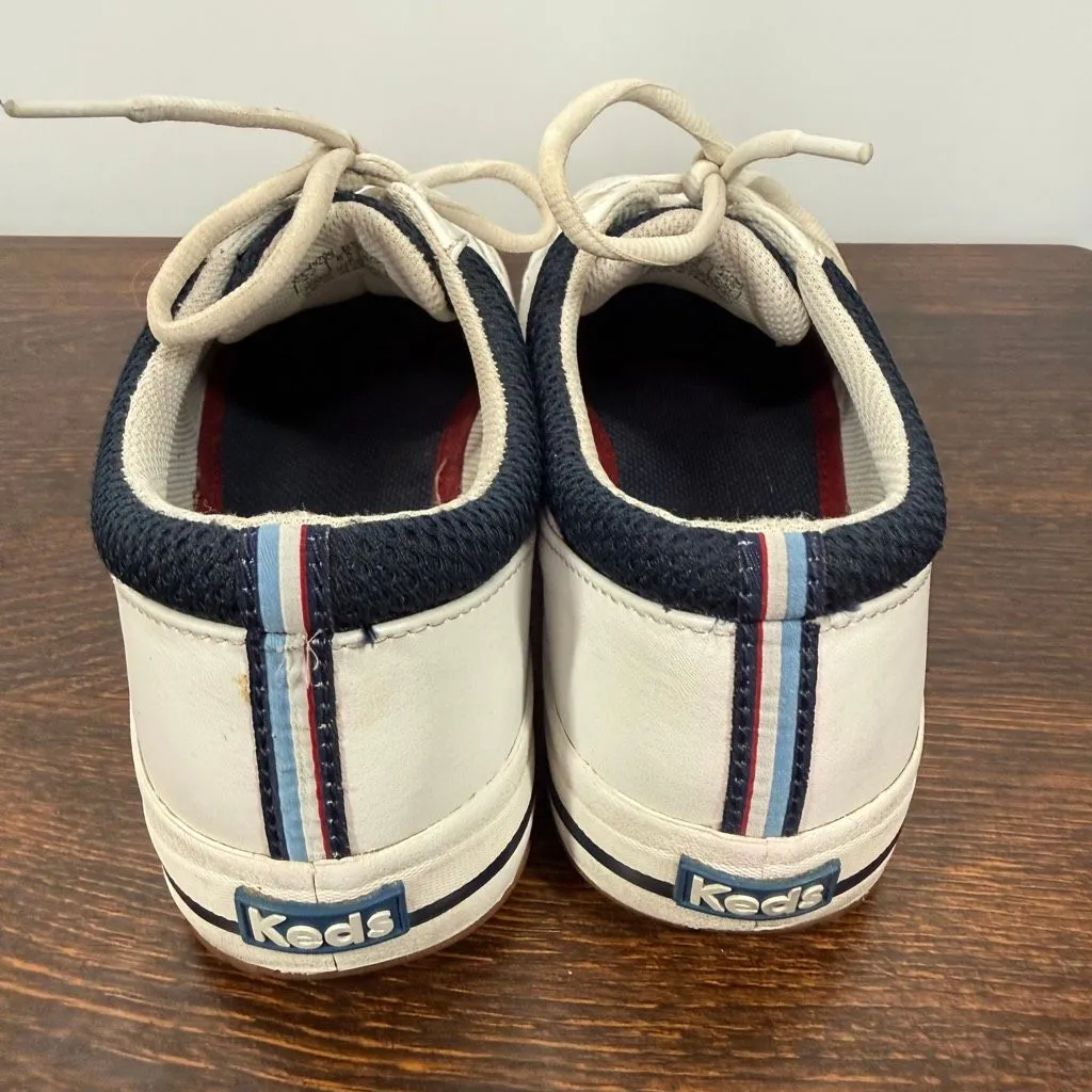 Keds Women’s white leather athletic shoe size 9 - Image 2