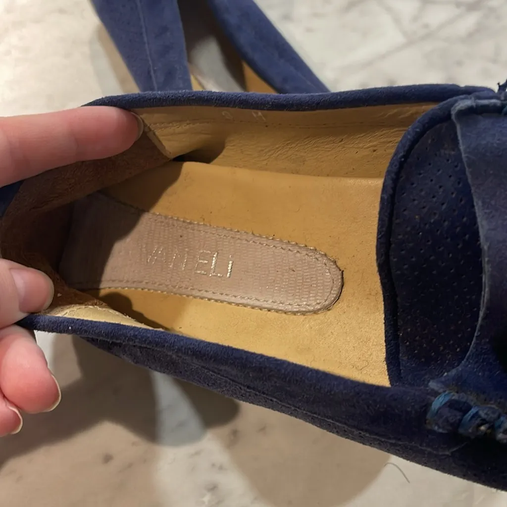 Vaneli sz 8 Navy Suede driver perforated eyelet Loafers Blue - Image 4