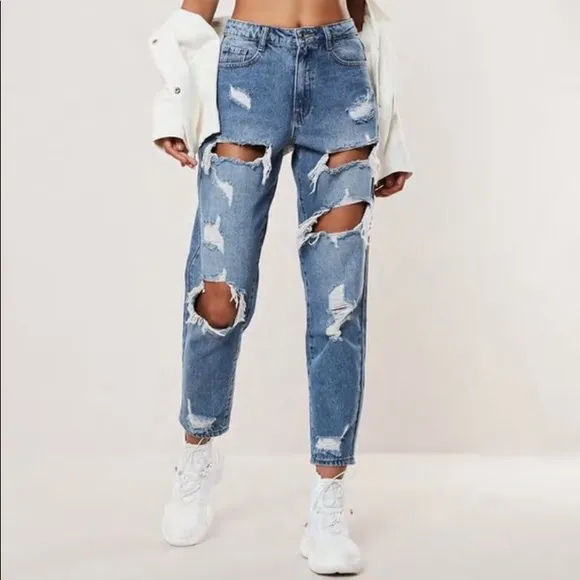 Missguided petite blue riot ripped mom jeans size 0 - Image 2