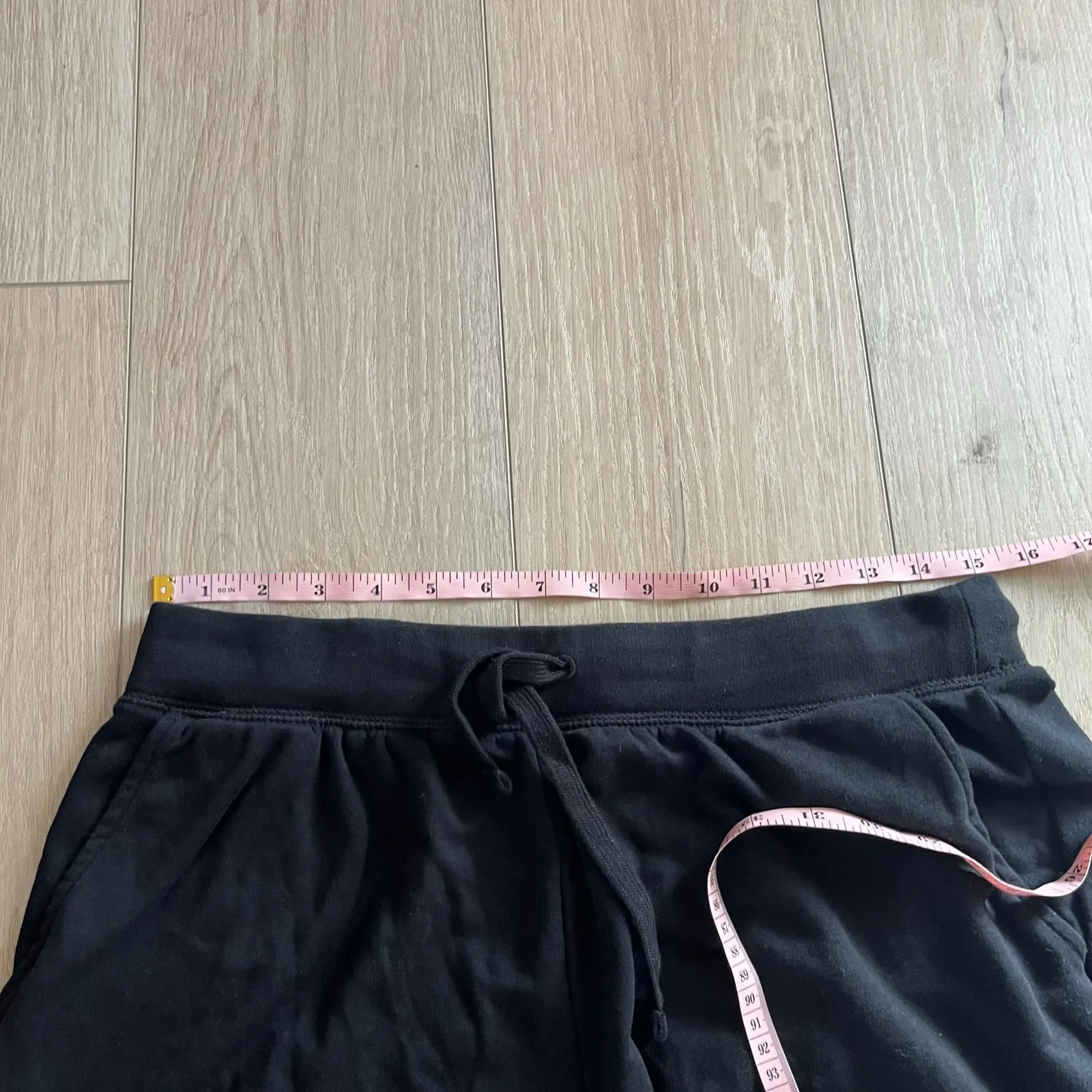 Old Navy Women’s Black Pull On Shorts Sz L - Image 7