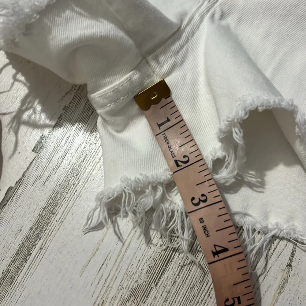 AMO Tomboy Short Size 28 White - Image 13