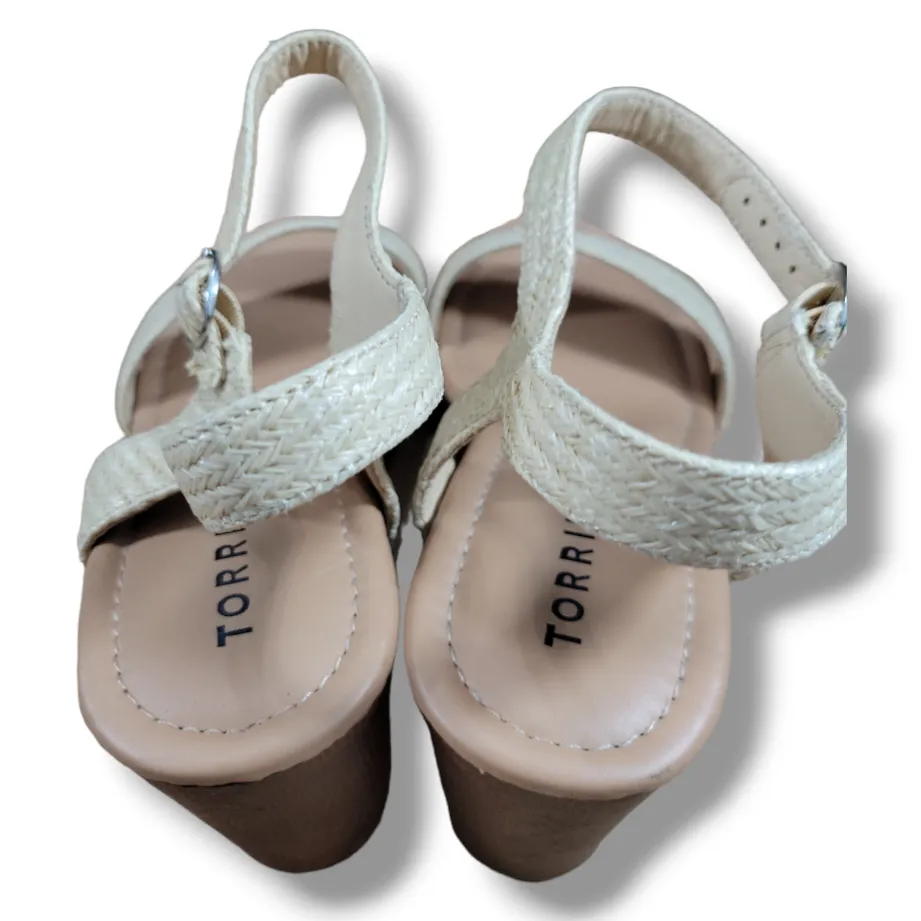 Torrid Shoes Size 9.5WW Jute Double Strap Woodgrain Platform Heel Sandal 4" Heel - Image 9
