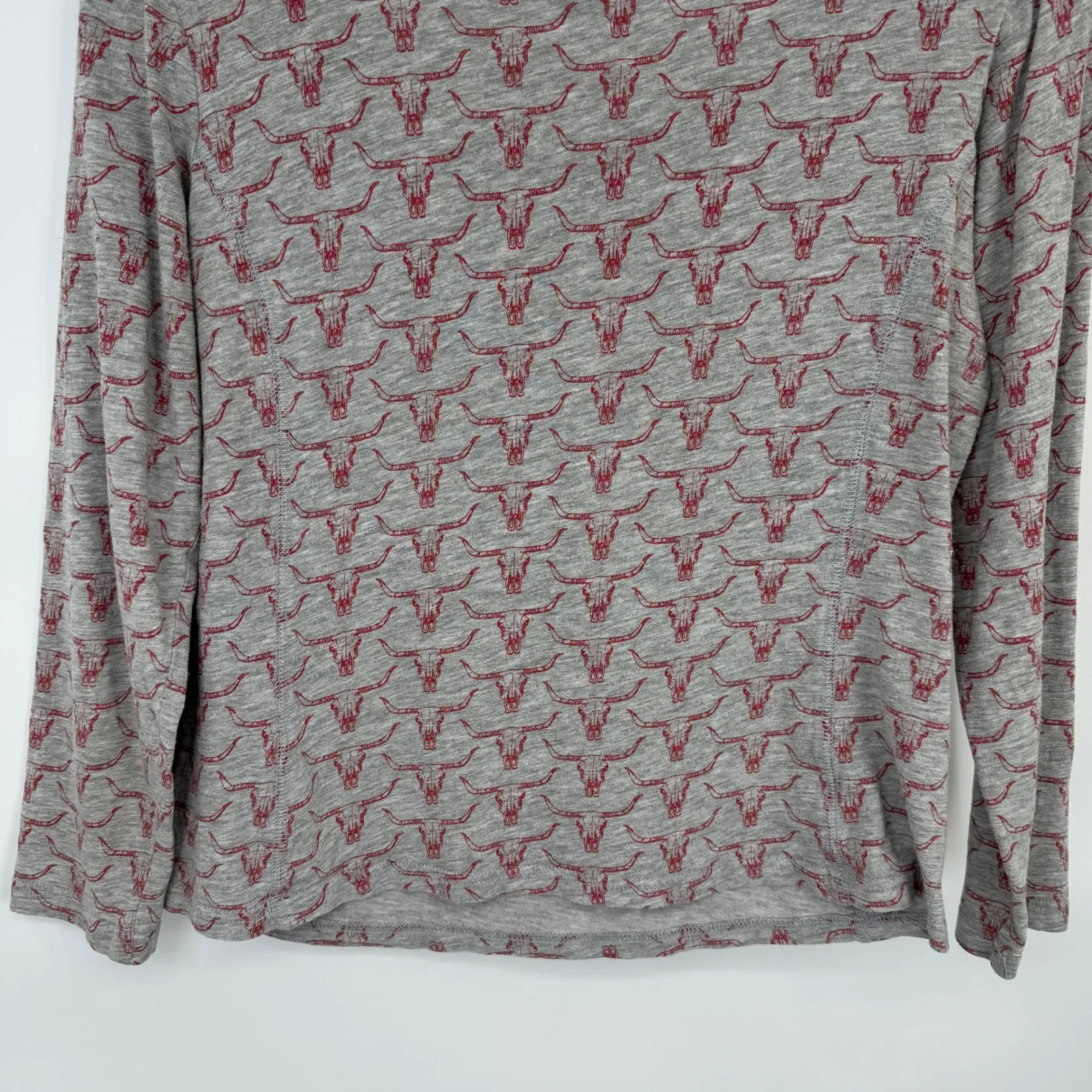 ARIAT Long Sleeve Bull Skull Henley Shirt Womens Small Gray Red Cowgirl - Image 8