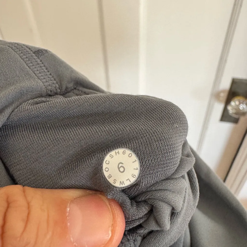 Lululemon Wunder Train high rise gray pant size 6. - Image 6