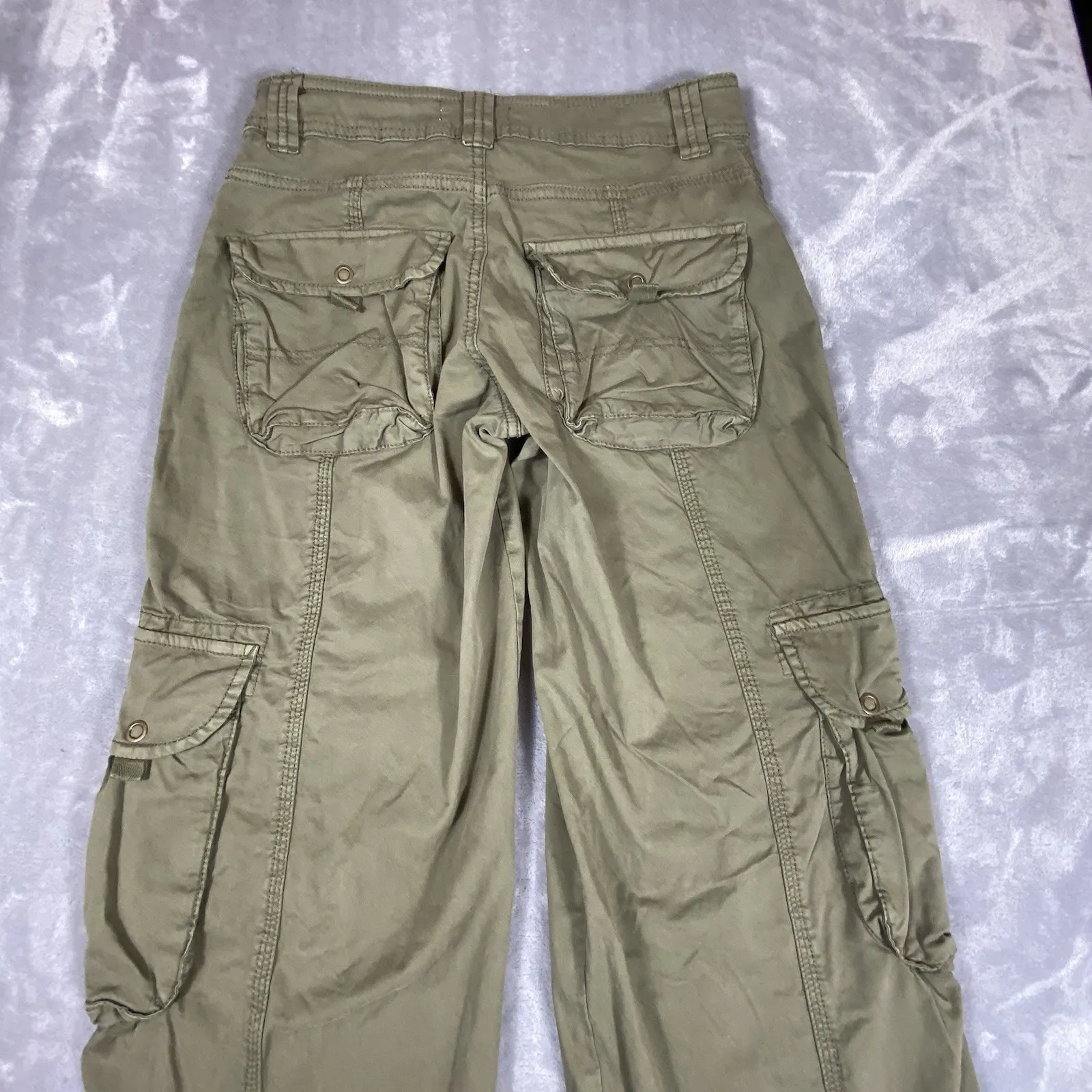 Y2K Garage Women's Sz 00 Flare Boot Cut Cargo Pants Baggy Army Green‎ Utility - Image 3