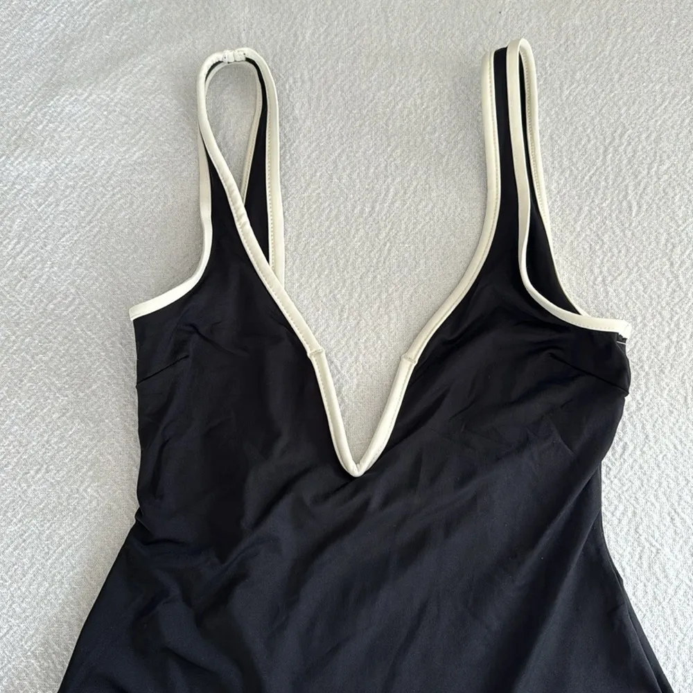 L*Space Coco One Piece swimsuit, Size Small, $198 - Image 9