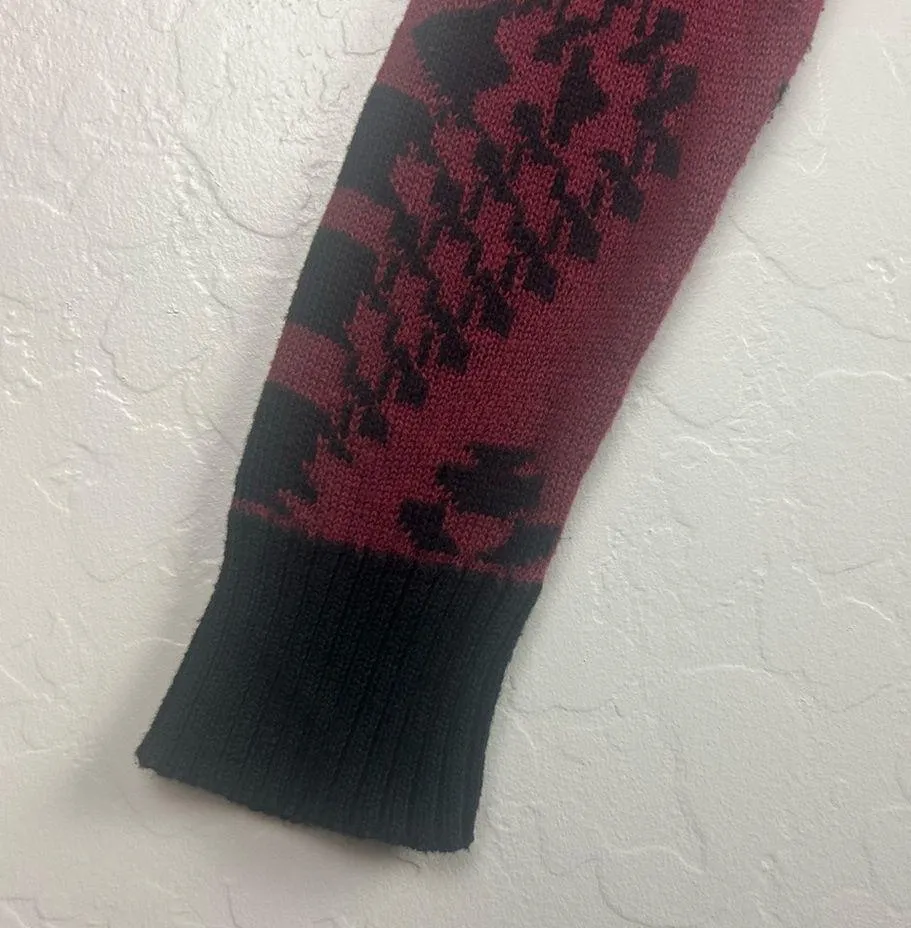 FATE burgundy and black Aztec print long sleeve open front cardigan size small - Image 7