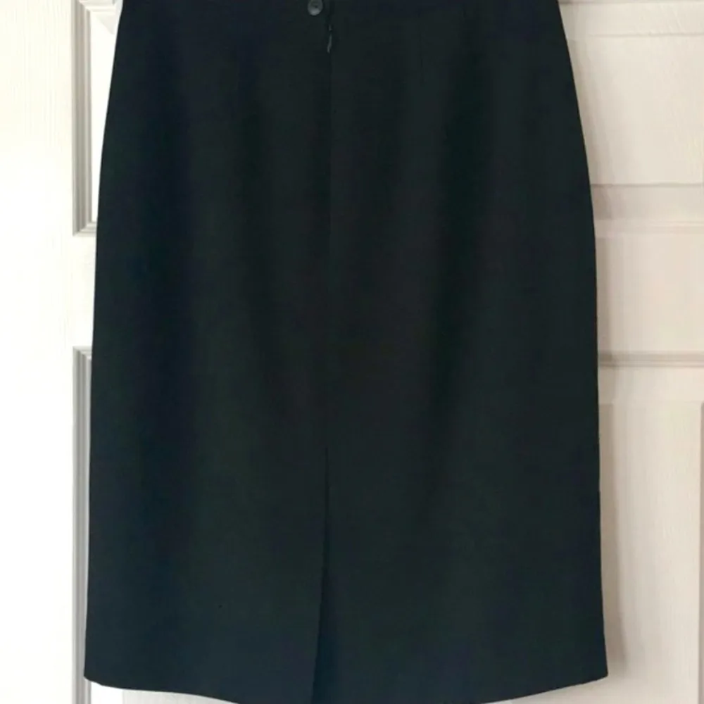 Josephine Chaus  Suit Skirt 10 - Image 2