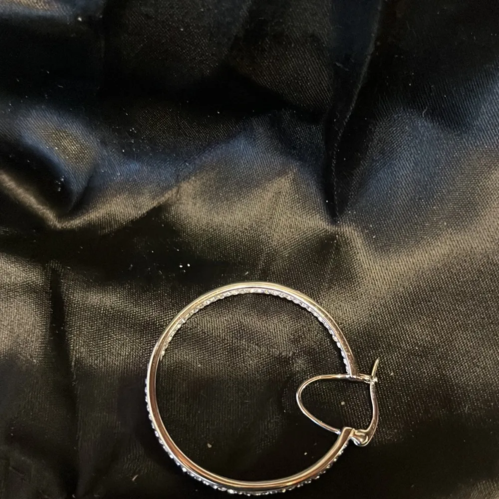 Diamanté silver hoops Gray for every day or events. Amazing color pop - Image 5
