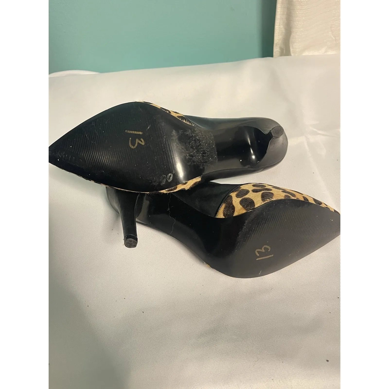 Guess Size 9.5 Leopard  Cheetah Print Stilettos Bin 2 - Image 6