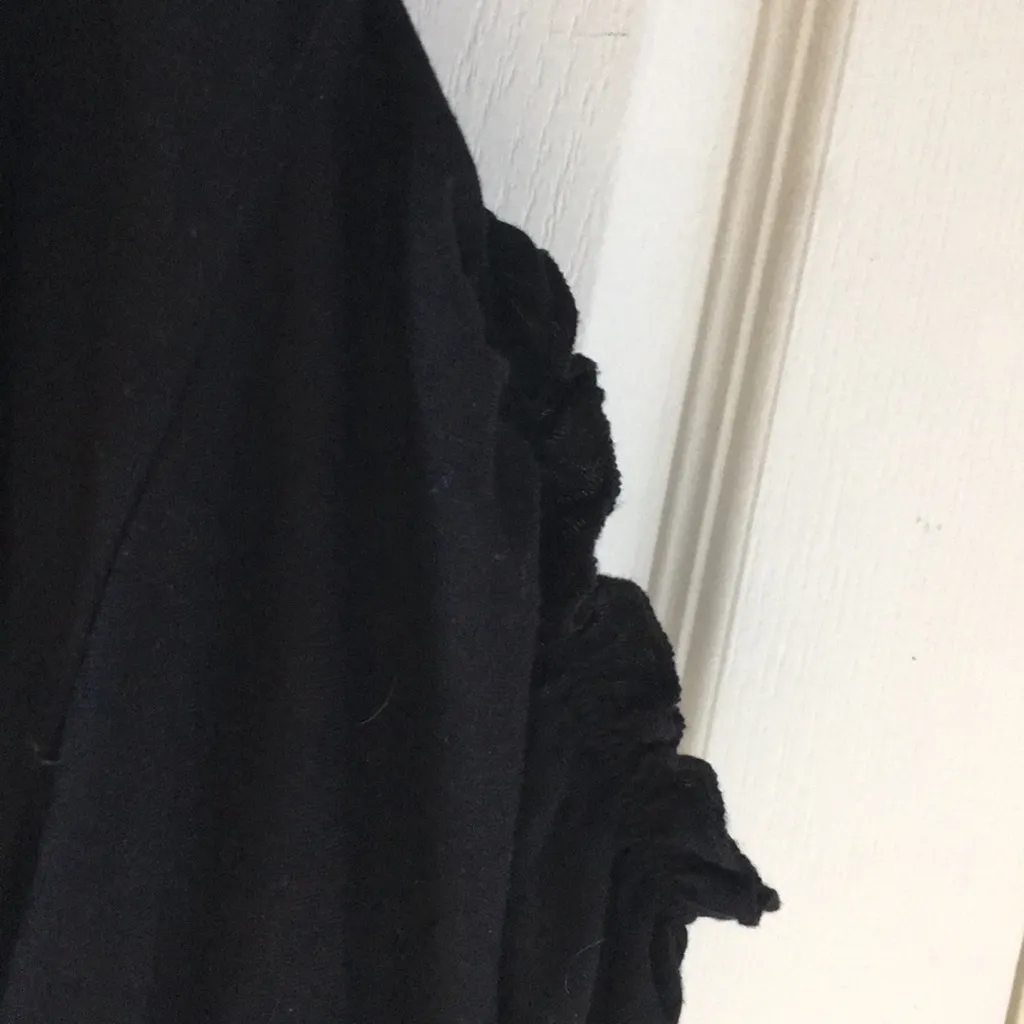 FINAL MARKDOWN Ladies feathers dress medium Black - Image 5