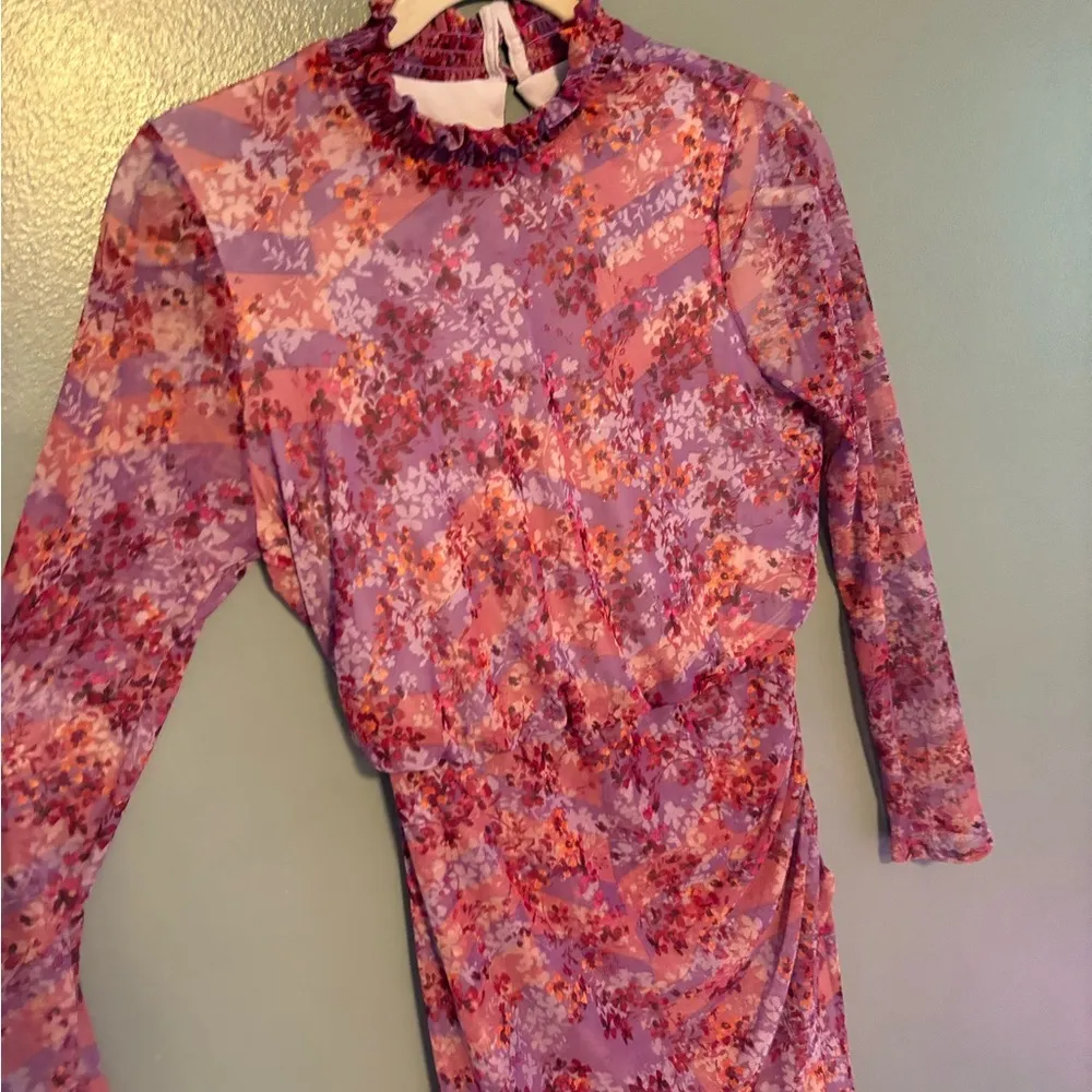 Laundry by Shelli Segal Long Sleeve Floral Chiffon Dress​ - Image 3