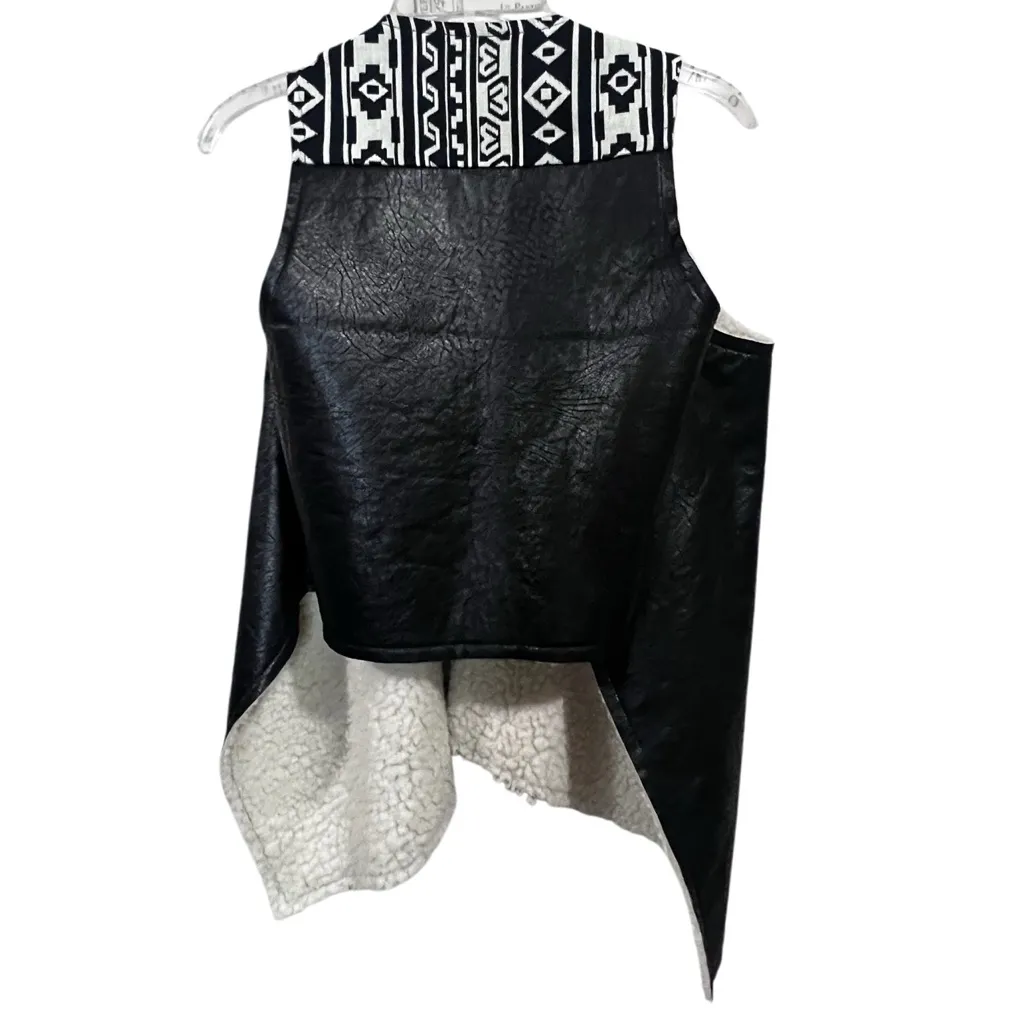 Flying Tomato Black and White Faux Leather Vest with Sherpa Lining - Image 3