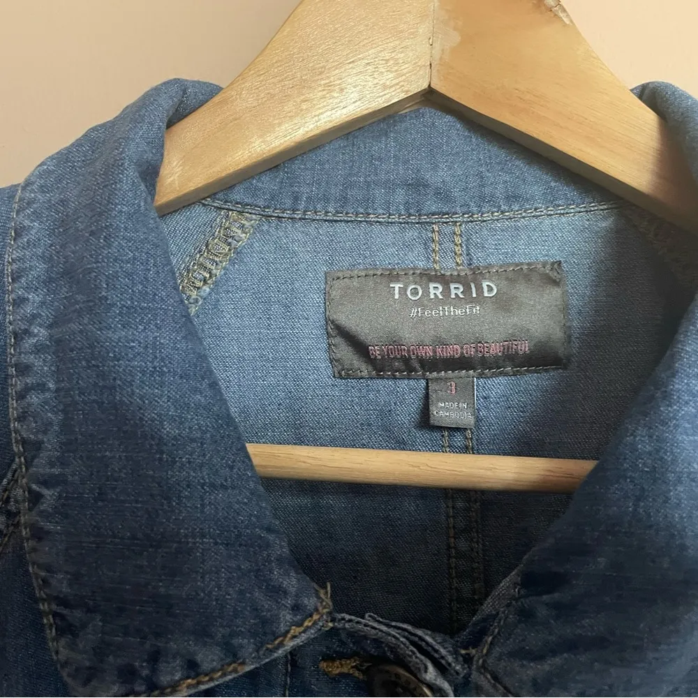 Torrid Blue Denim Jacket - Image 3