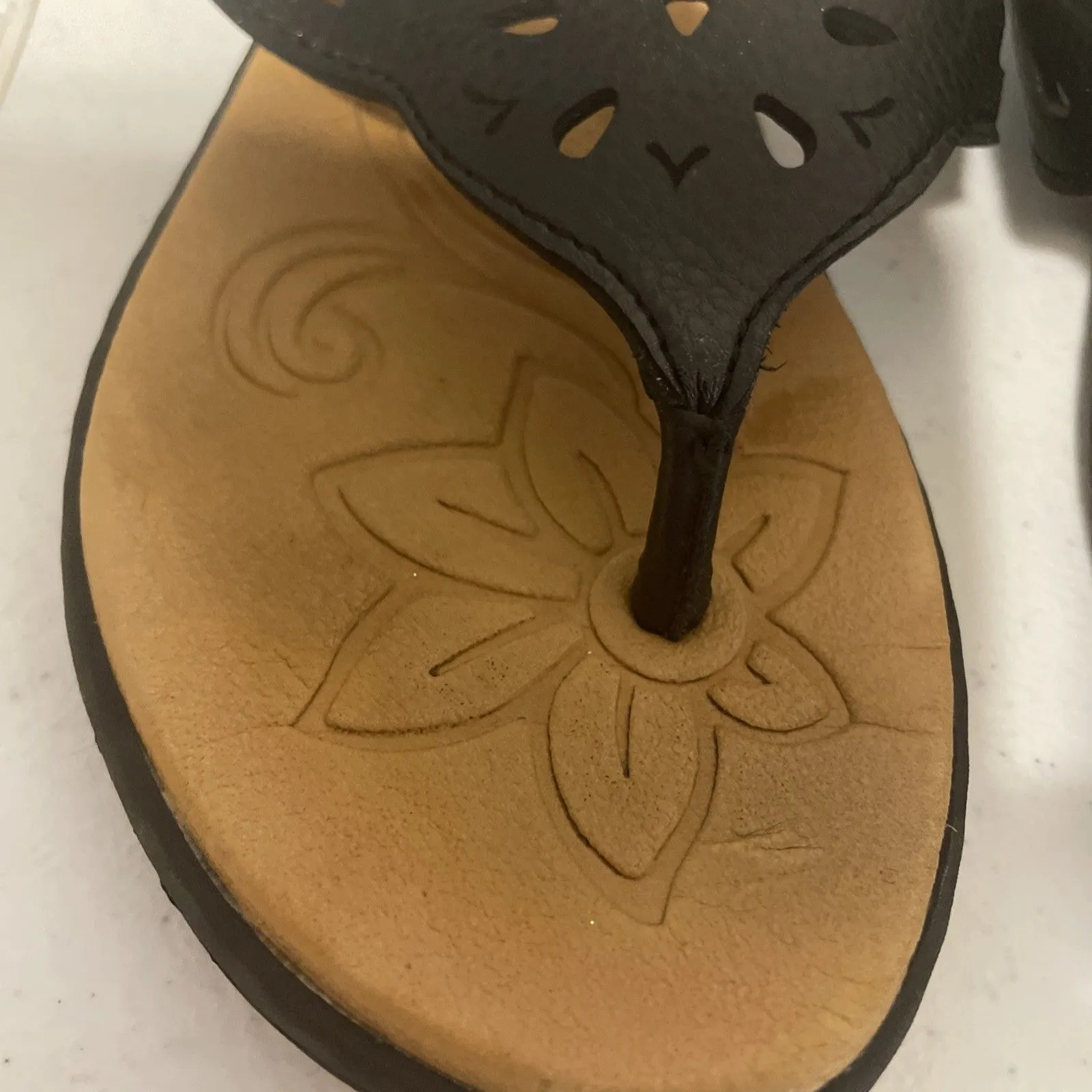 boc BORN Vegan Leather Lace Cut Out Sandals Black Size 7M - Image 4