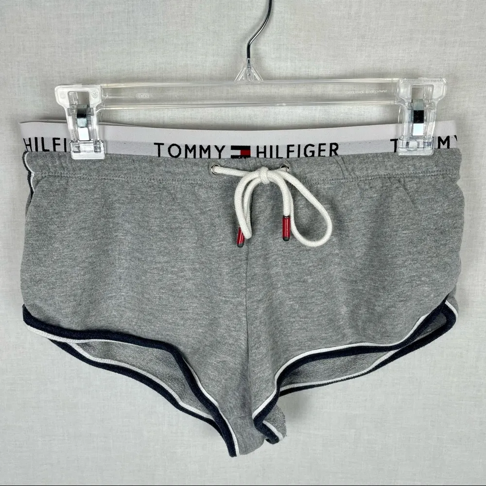 Tommy Hilfiger x Urban Outfitters Retro Sweatshort Shorties - Image 2